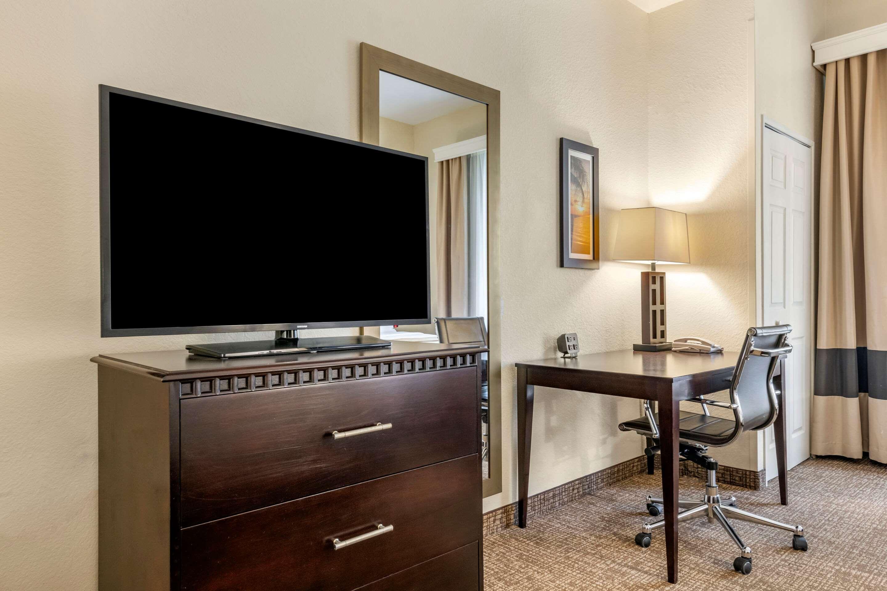אורלנדו Comfort Suites Maingate East מראה חיצוני תמונה